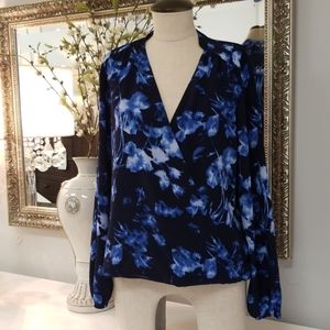 Vince Camuto Blouse top New